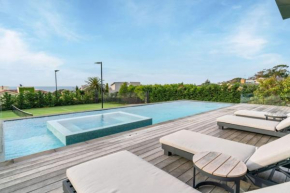 VILLA BOND Mount Eliza-Incredible in every sense.